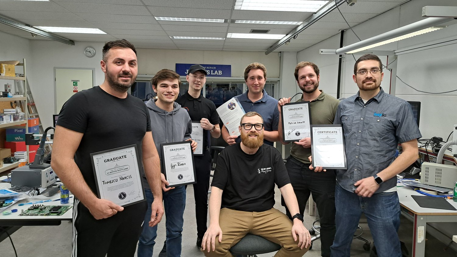 20251204_L2-L3 training_group pic with certificates
