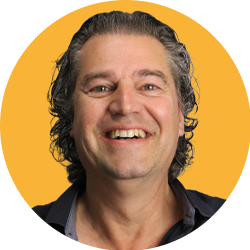 Paula Chaves, 2Service BV